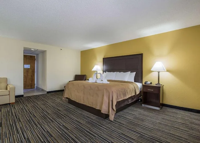 Quality 3* Grayville