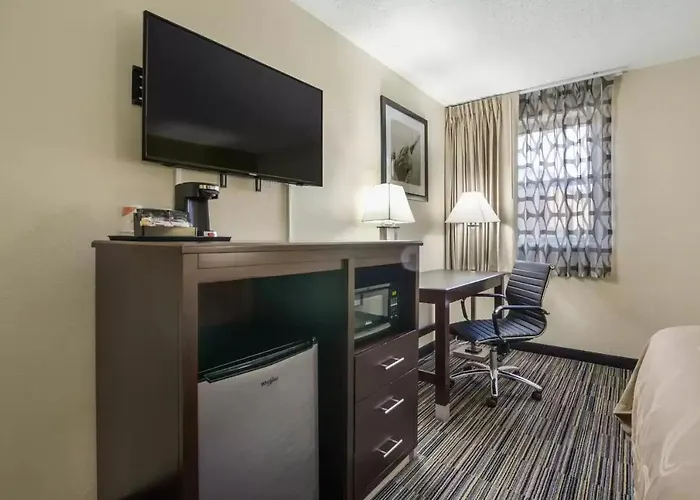 Quality 3* Grayville